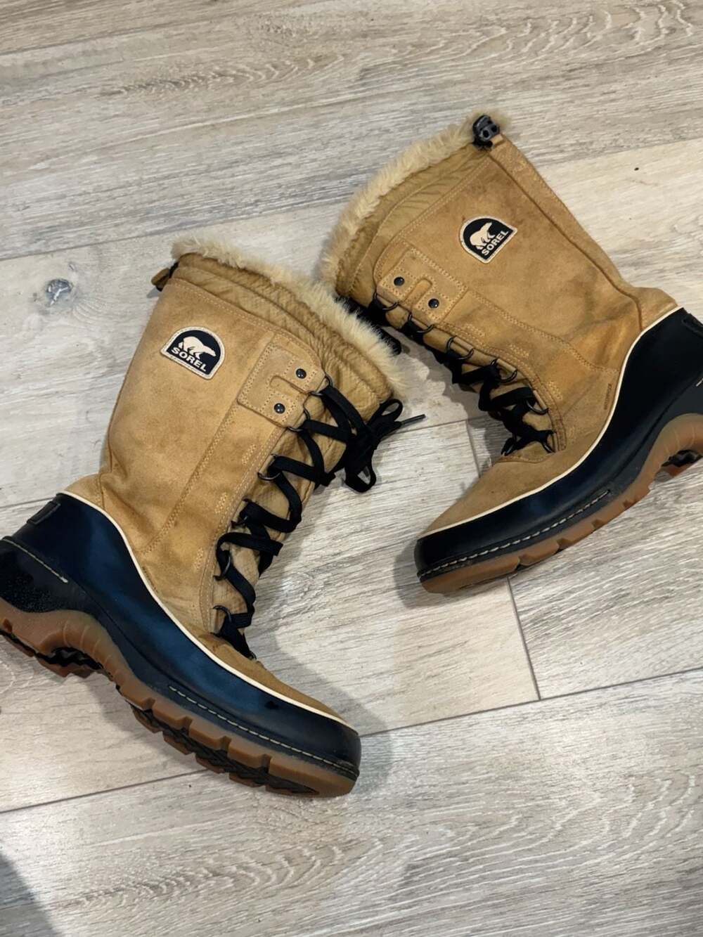 Sorel Women’s Size 8.5 Tan Suede Tall Winter Snow Boots Faux Fur Lace Up